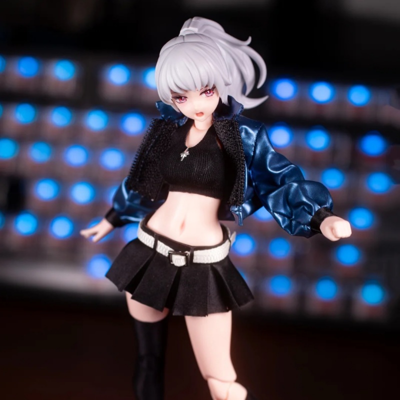 核爆マトリックス サイバーフォレスト ハリケーンホッパー イ - Model Kit Mecha Girl のレビューと価格