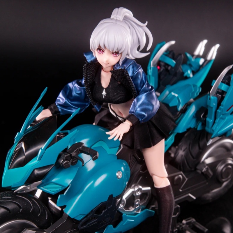 核爆マトリックス サイバーフォレスト ハリケーンホッパー イ - Model Kit Mecha Girl のレビューと価格
