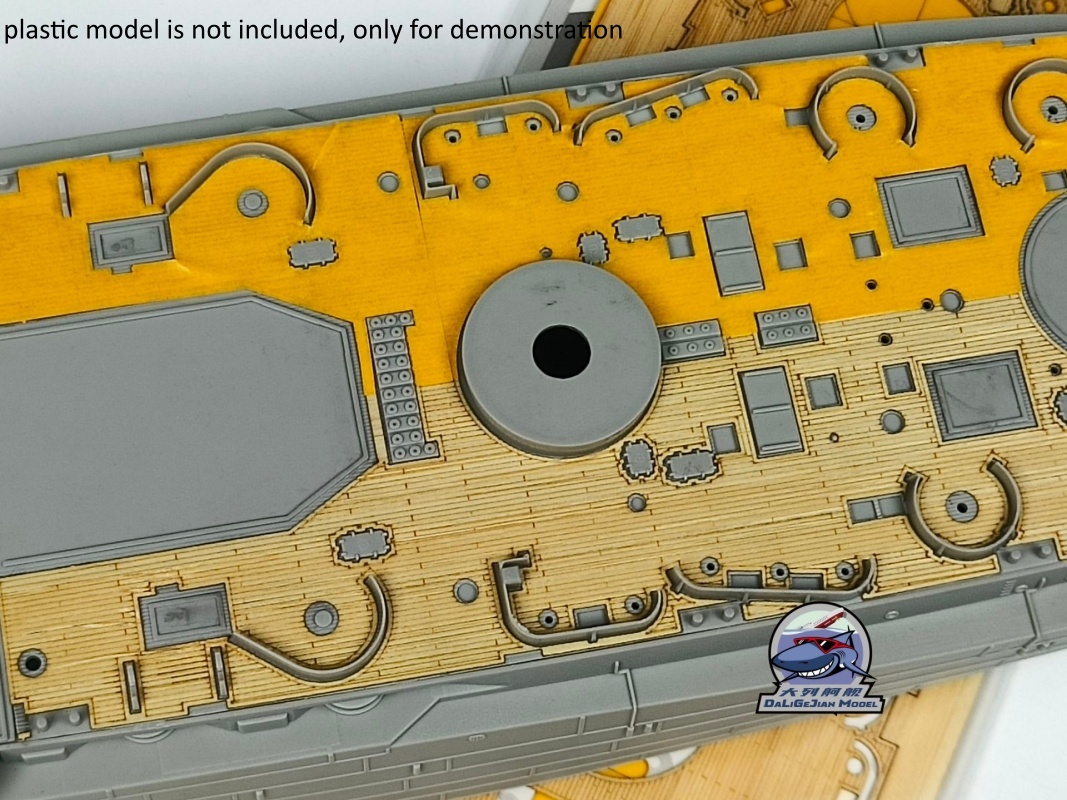 1/350 スケール木製デッキマスキングシート トランペッタ - Model Kit Uss Iowa のレビューと価格