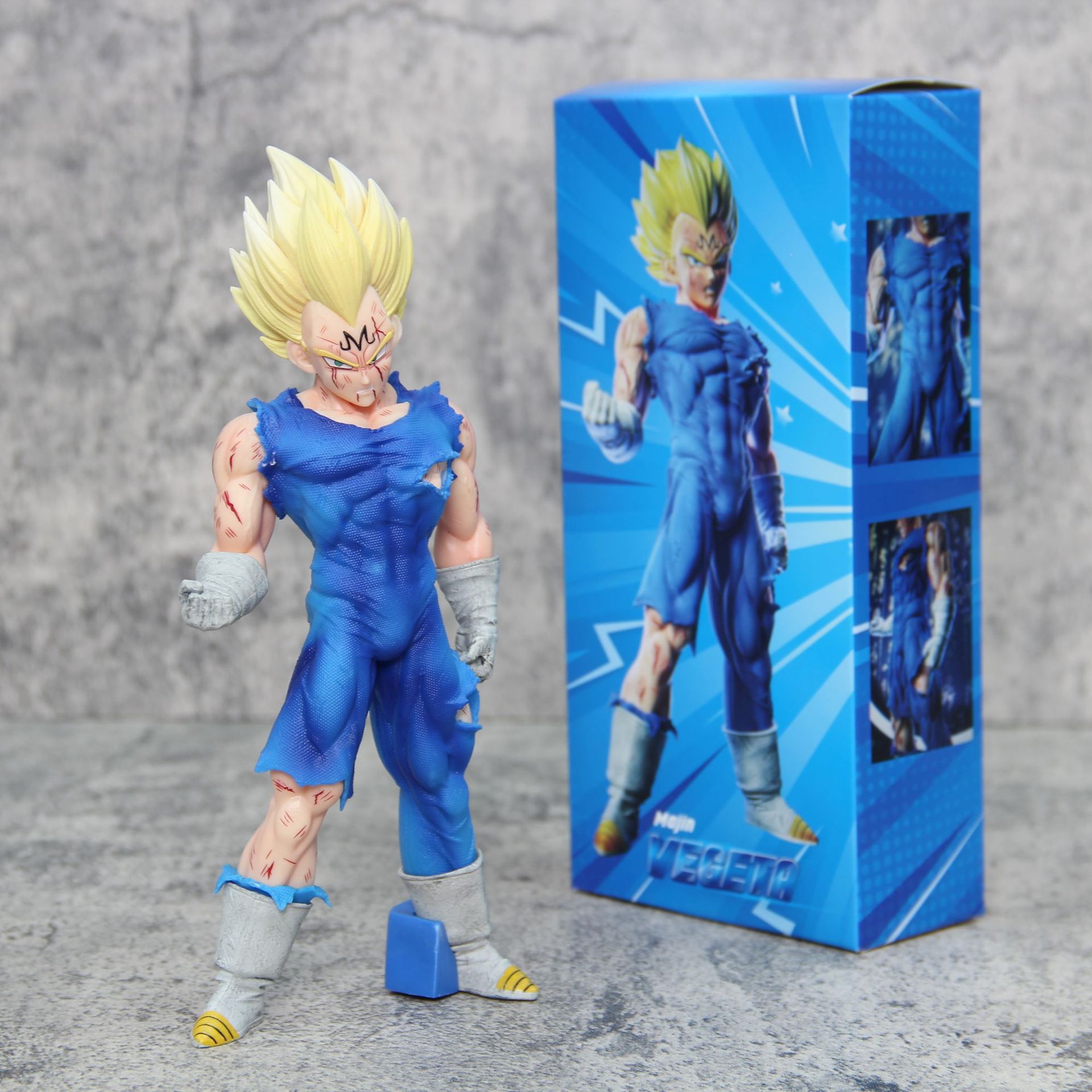 ドラゴンボール Z 超サイヤ人王子ベジータフィギュアハンドピ - Model Kit Vegito のレビューと価格